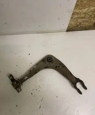 Citroen C5 Front lower control arm/wishbone