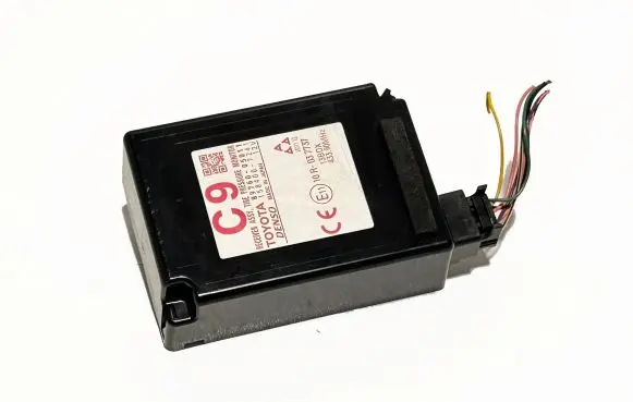 Toyota Avensis T270 Other control units/modules 8976005011 16189