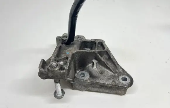 Volkswagen Golf IV Gearbox mounting bracket 1J0199117