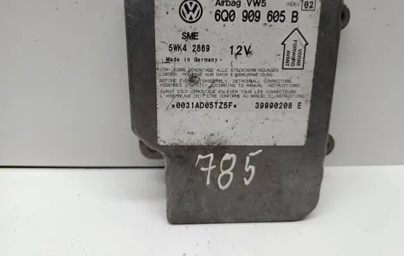 Volkswagen PASSAT B5 Airbag control unit/module 6Q0909605B 5WK42869 39990208E