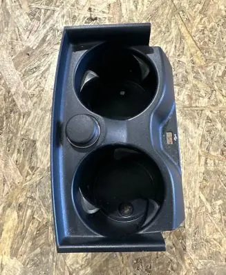 BMW 5 G30 G31 G38 Cup holder front 6801508 187013 83146001