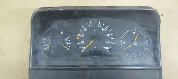 Mercedes-Benz Sprinter W901 W902 W903 W904 Speedometer (instrument cluster) A0005425301
