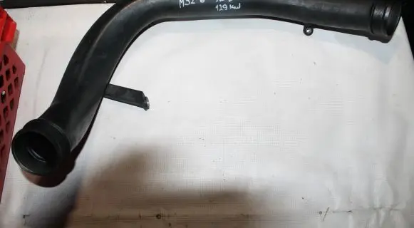 Volvo XC60 Engine coolant pipe/hose 31261343