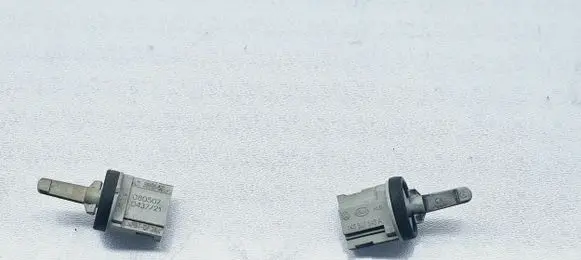 Porsche Cayenne (9PA) Interior temperature sensor 1K0907543A