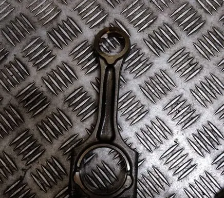 Volvo XC90 Connecting rod/conrod 