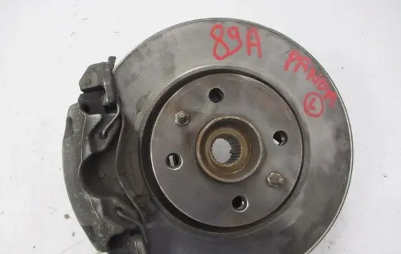 Fiat Panda III Front wheel hub spindle knuckle