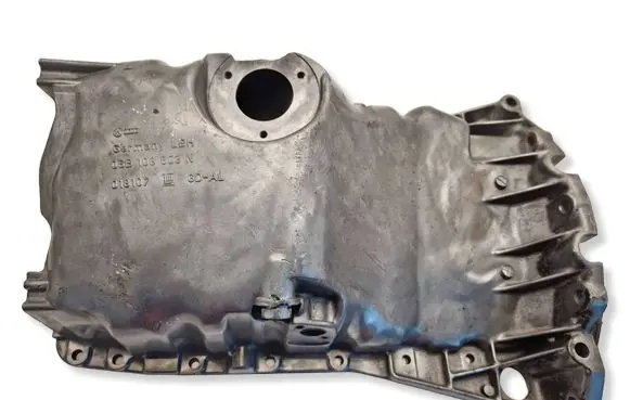 Volkswagen PASSAT B5.5 Oil sump 06B103603N 018107