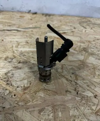Peugeot 2008 II AdBlue injector 9813930180