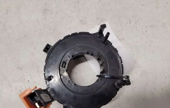 Skoda Octavia Mk1 (1U) Airbag slip ring squib (SRS ring) 1J0959653E