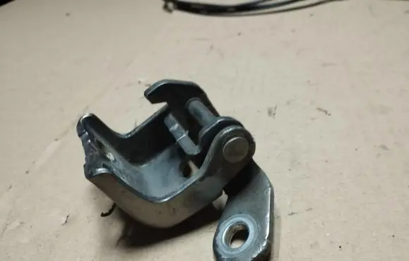 Honda Civic Rear door upper hinge