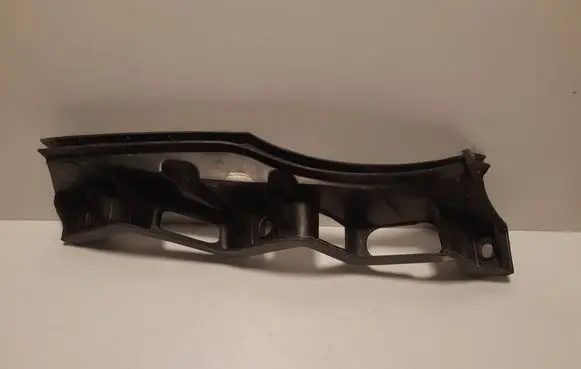 Volkswagen PASSAT B6 Front bumper mounting bracket 3C0807889
