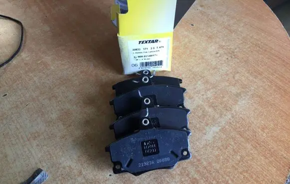 Lancia Y10 Brake pads (front) 2083317125 90R01140171