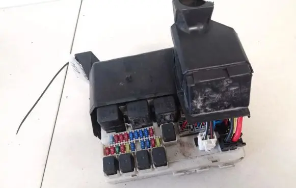 Nissan Murano Z50 Fuse box set 7154708230 7154-7082-30