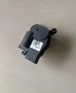 Chevrolet Corvette C7 Air flap motor/actuator 01631413 52500643
