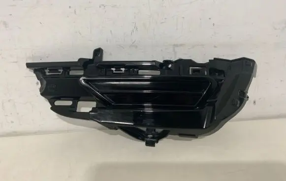 Volvo XC60 Front bumper lower grill 32234967