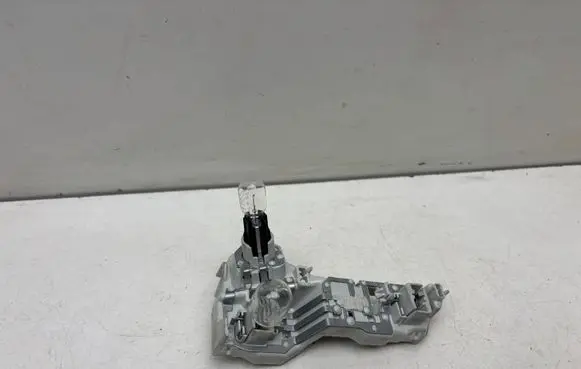 Volkswagen Golf VII Tail light bulb cover holder 5GM945260
