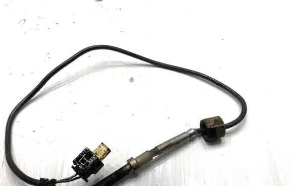 Mercedes-Benz E W212 Exhaust gas temperature sensor A0071536728