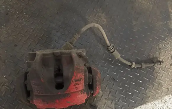 Front brake caliper