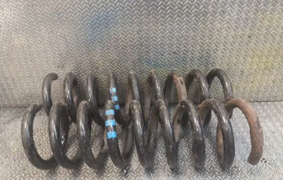 Mercedes-Benz C W203 Set of springs and shock absorbers (Front and rear) 