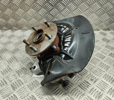 Toyota Sienna XL40 IV Front wheel hub 432020E010