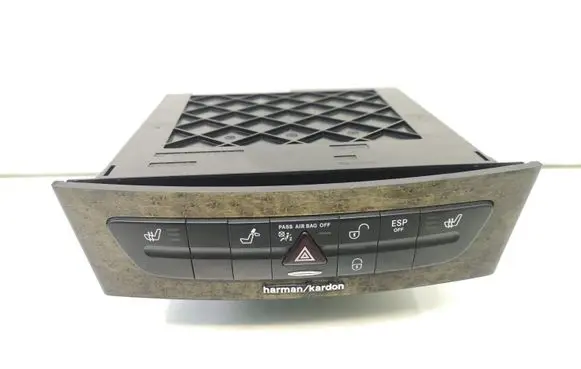 Mercedes-Benz E W211 Hazard light switch A2116800552 16107250001