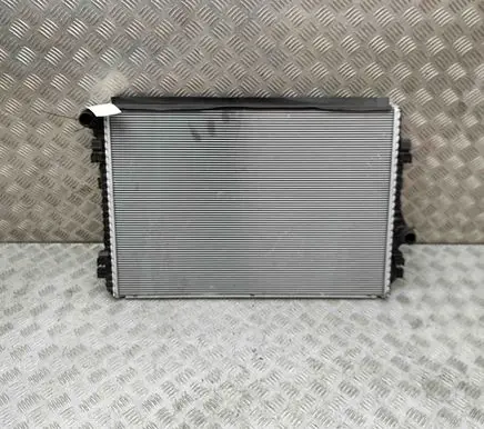 Volkswagen Tiguan Coolant radiator 5Q0121251HQ