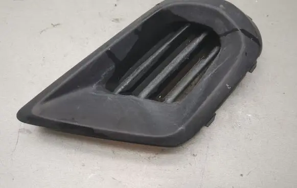 Front bumper lower grill