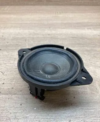 Audi A4 S4 B8 8K Front door speaker 8T0035416 Q31480