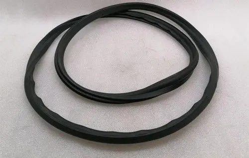 McLaren 600LT Rubber seal front coupe door window 13A6345CP