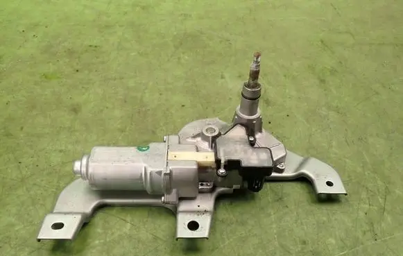 Suzuki SX4 Rear window wiper motor 