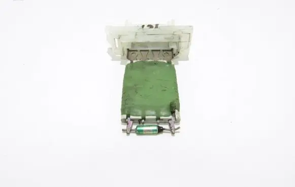 Mercedes-Benz A W169 Heater blower fan relay 