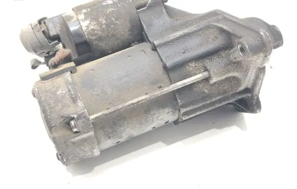 Toyota Yaris Starter motor 28100-0Y020