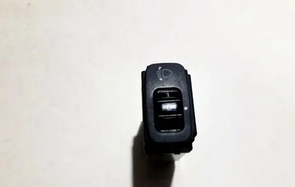 Mitsubishi Outlander Headlight level height control switch 3123