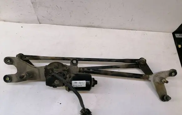 KIA Sorento Front wiper linkage and motor 981003E000 03524741