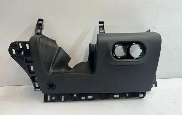 Maserati Levante Dashboard lower bottom trim panel 670047404