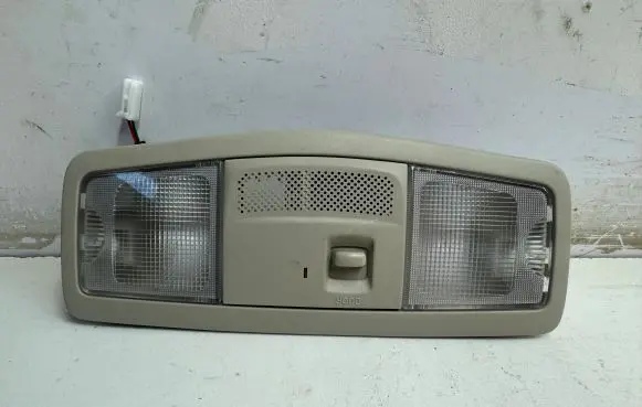 Mitsubishi Outlander Front seat light 8401A009ZZ