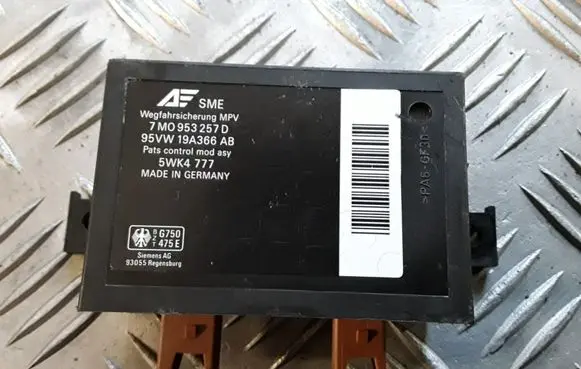 Volkswagen Sharan Immobilizer control unit/module 7M0953257D 95VW19A366AB 5WK4777