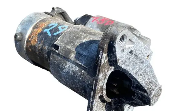 Renault Scenic III - Grand scenic III Starter motor 8200584675 M000T87881