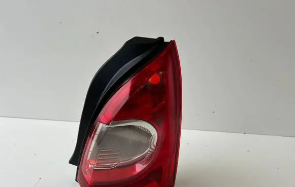 Renault Twingo II Rear/tail lights