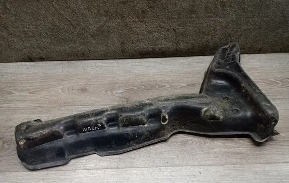 Volvo V70 Fender foam support/seal 31250321