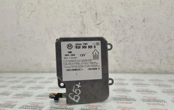 Volkswagen PASSAT B5.5 Airbag control unit/module 6Q0909605B