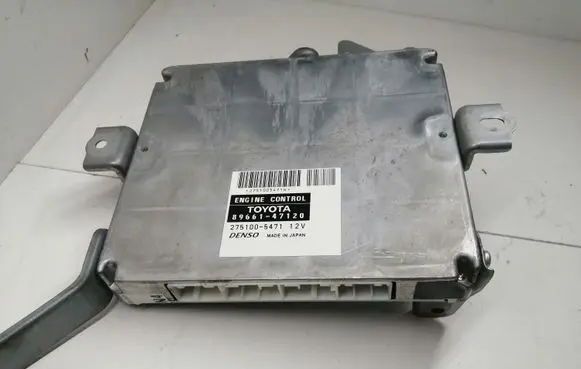Toyota Prius (XW20) Engine control unit/module 8966147120 2751005471