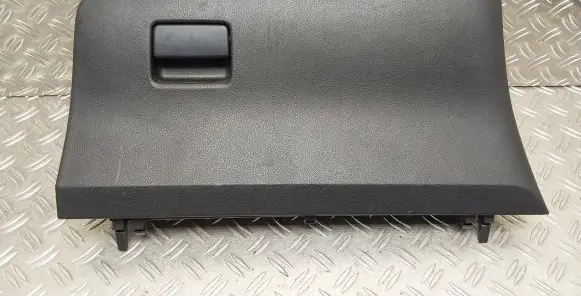 Toyota Yaris Glove box 555500D150 555500D170