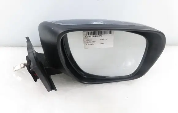 Mazda 5 Front door electric wing mirror 
