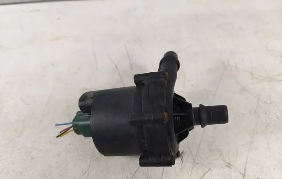 Peugeot 3008 I Electric auxiliary coolant/water pump