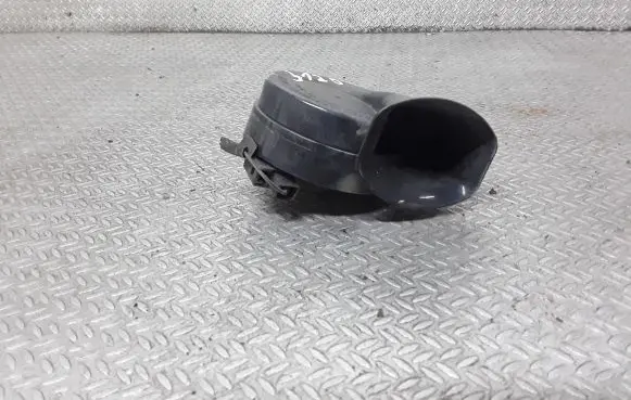 Lexus IS 220D-250-350 Horn signal E13000094