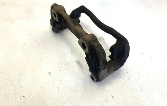 Mercedes-Benz E W212 Front Brake Caliper Pad/Carrier 