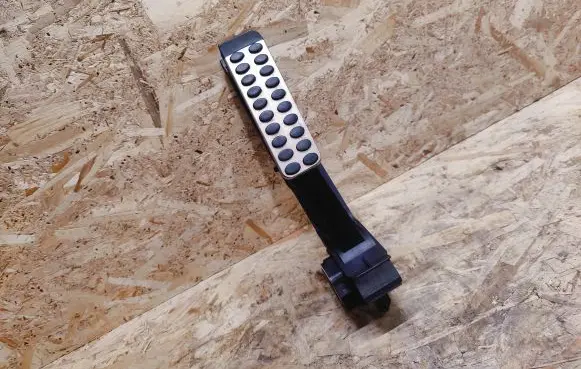 Mercedes-Benz S W220 Accelerator throttle pedal A2203000304