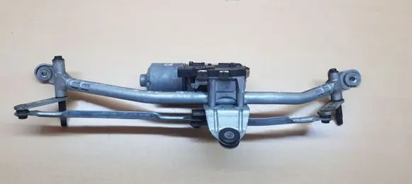 BMW X4 F26 Front wiper linkage and motor 7338655