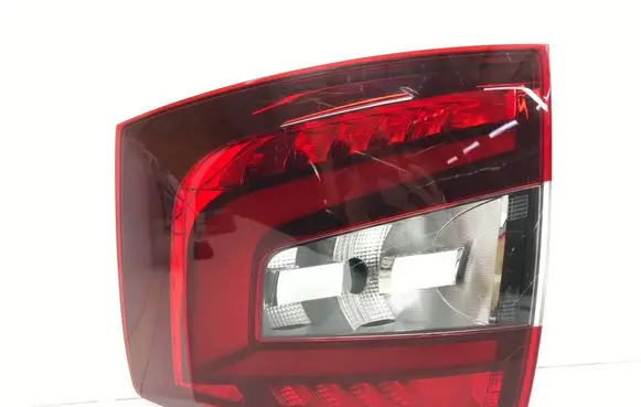 Skoda Octavia Mk3 (5E) Rear/tail lights 5E9945208 00201932 5E9945712